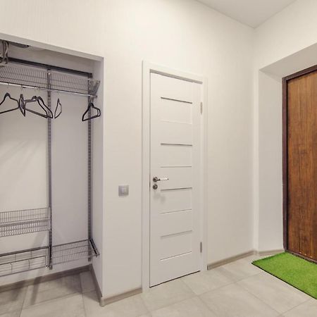 מינסק Apartments On Ploscha Yakuba Kolasa מראה חיצוני תמונה