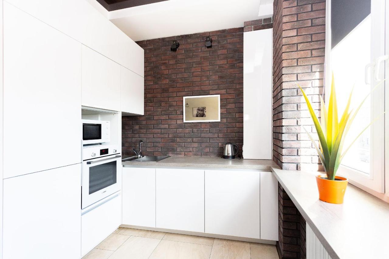מינסק Apartments On Ploscha Yakuba Kolasa מראה חיצוני תמונה