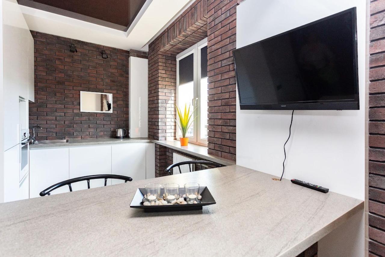מינסק Apartments On Ploscha Yakuba Kolasa מראה חיצוני תמונה