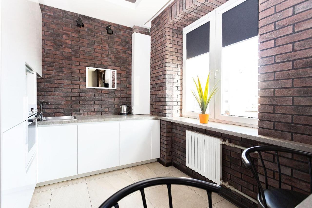 מינסק Apartments On Ploscha Yakuba Kolasa מראה חיצוני תמונה
