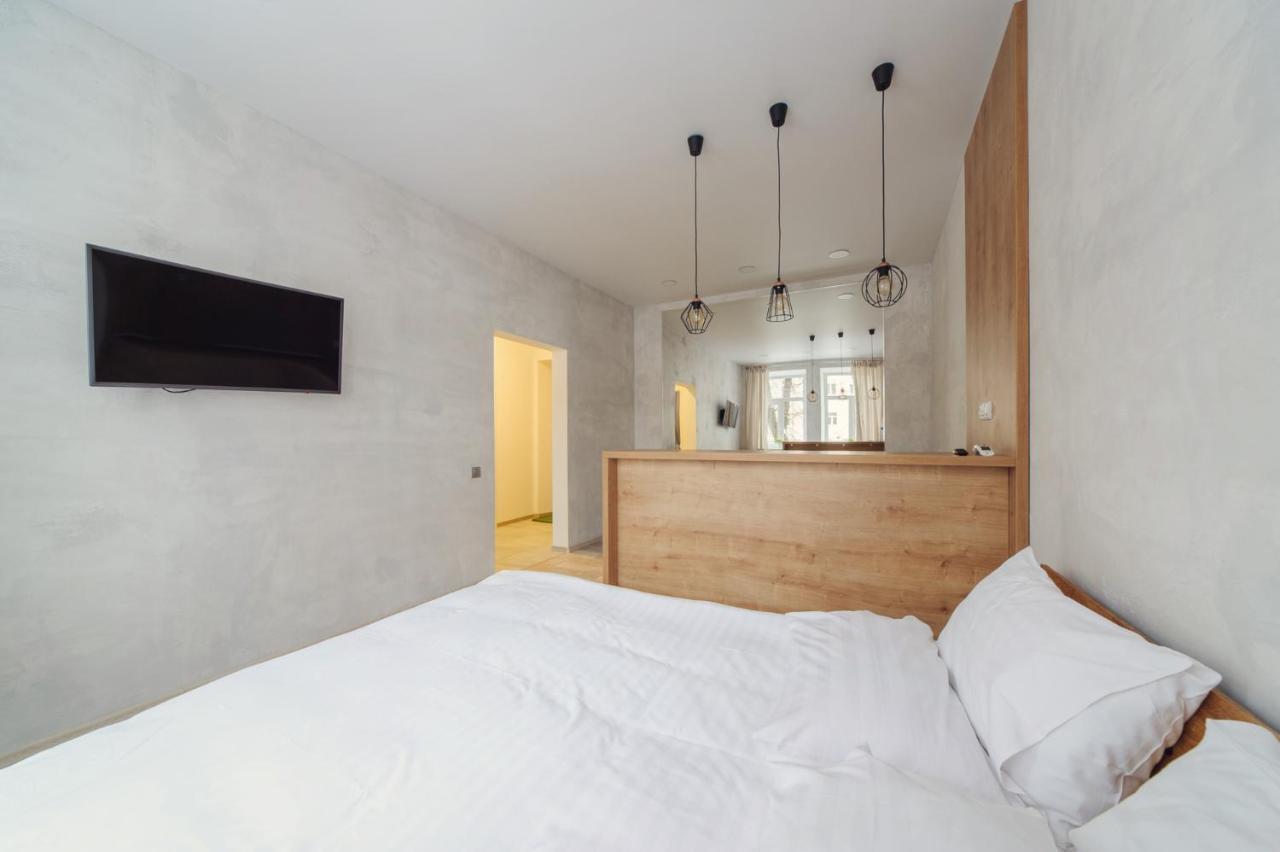 מינסק Apartments On Ploscha Yakuba Kolasa מראה חיצוני תמונה